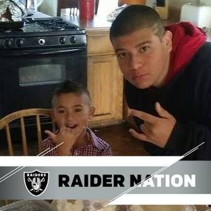 Meet your Posher, Lee